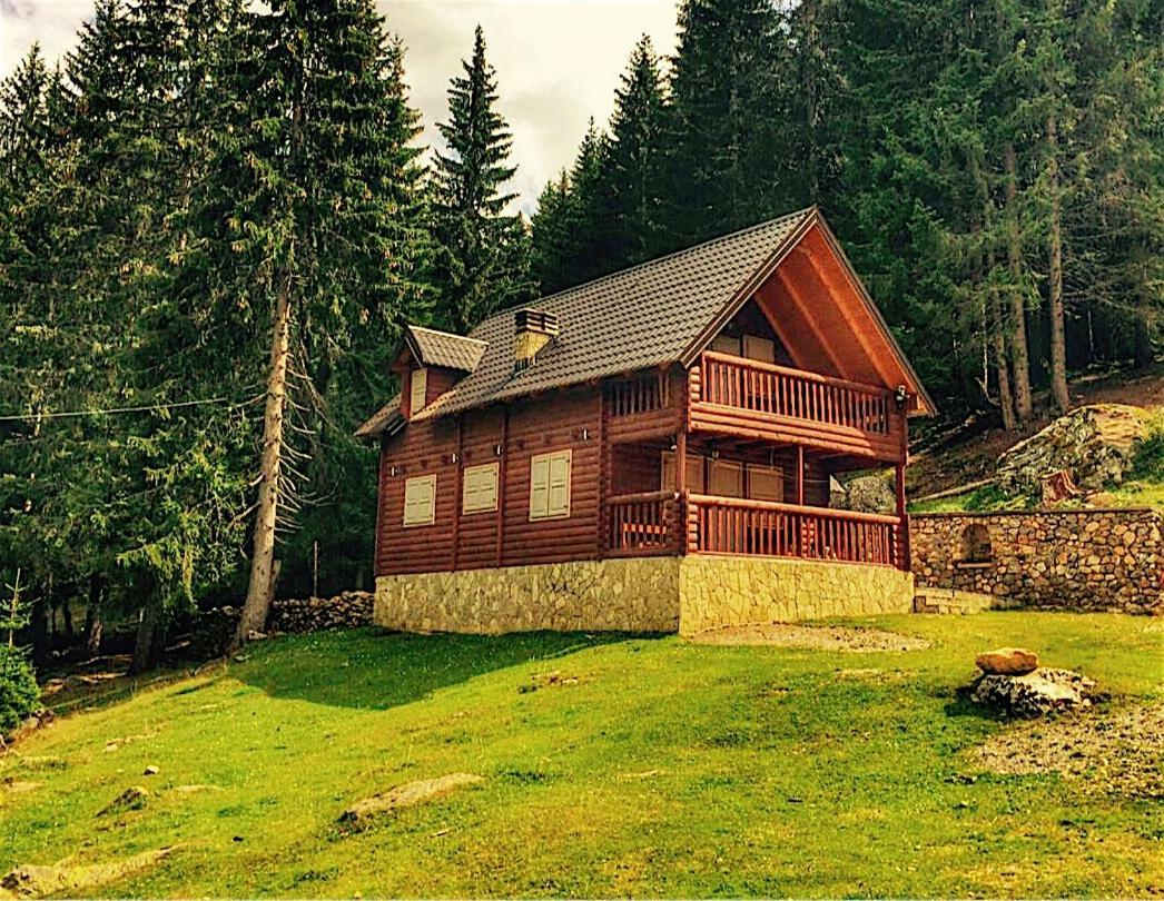 Villa Triangle Woodhouse Plav Esterno foto